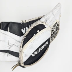 Vaughn Ventus SLR2 - Used Intermediate Goalie Glove (White/Black) 5 Vaughn Ventus SLR2 - Used Intermediate Goalie Glove (White/Black) -Hockey Specialty Shop GOAL360B1