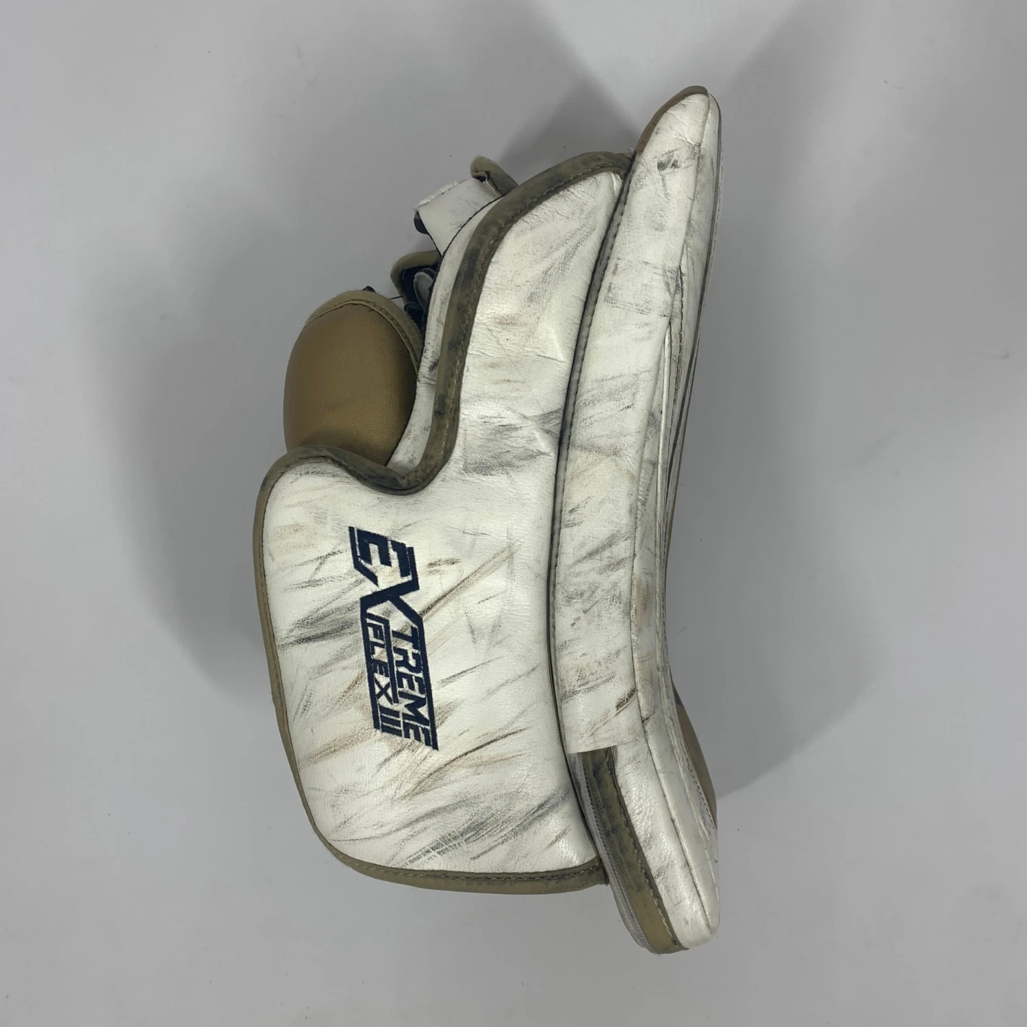 Used CCM Extreme Flex III - Pro Stock Goalie Blocker (White/Gold/Navy) 2 Used CCM Extreme Flex III - Pro Stock Goalie Blocker (White/Gold/Navy) - Image 2