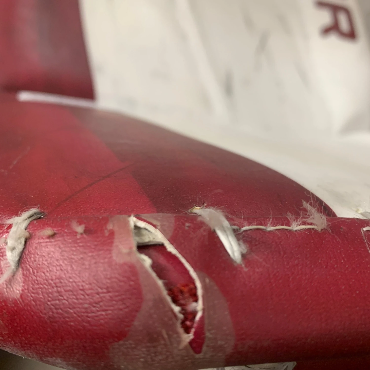 Bauer Vapor Hyperlite - Used Pro Stock Senior Goalie Pads (Maroon/White) 5 Bauer Vapor Hyperlite - Used Pro Stock Senior Goalie Pads (Maroon/White) - Image 5