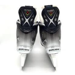 Bauer Vapor Hyperlite - Pro Stock Hockey Skates - Size 9E -Hockey Specialty Shop Photo2023 07 18 50742PM scaled