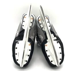 Bauer Vapor Hyperlite - Pro Stock Hockey Skates - Size 9E -Hockey Specialty Shop Photo2023 07 18 51320PM scaled