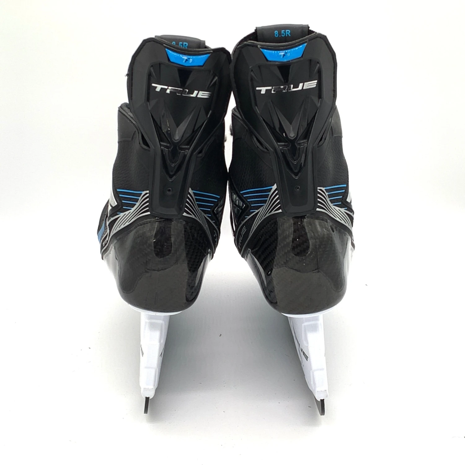 True TF9 - Pro Stock Hockey Skates - Size 8.5R 4 True TF9 - Pro Stock Hockey Skates - Size 8.5R - Image 4