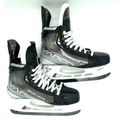 Bauer Vapor Hyperlite - Pro Stock Hockey Skates - Size L11.125 R10.5 -Hockey Specialty Shop Side2 1db1dd74 fcd8 4f82 8519 692454cdb932