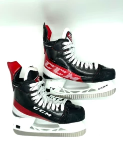 CCM Jetspeed FT4 Pro - Pro Stock Hockey Skates - Size 9 -Hockey Specialty Shop Side2 fa8a2779 61f5 498a a76e 51f7340a3b7d